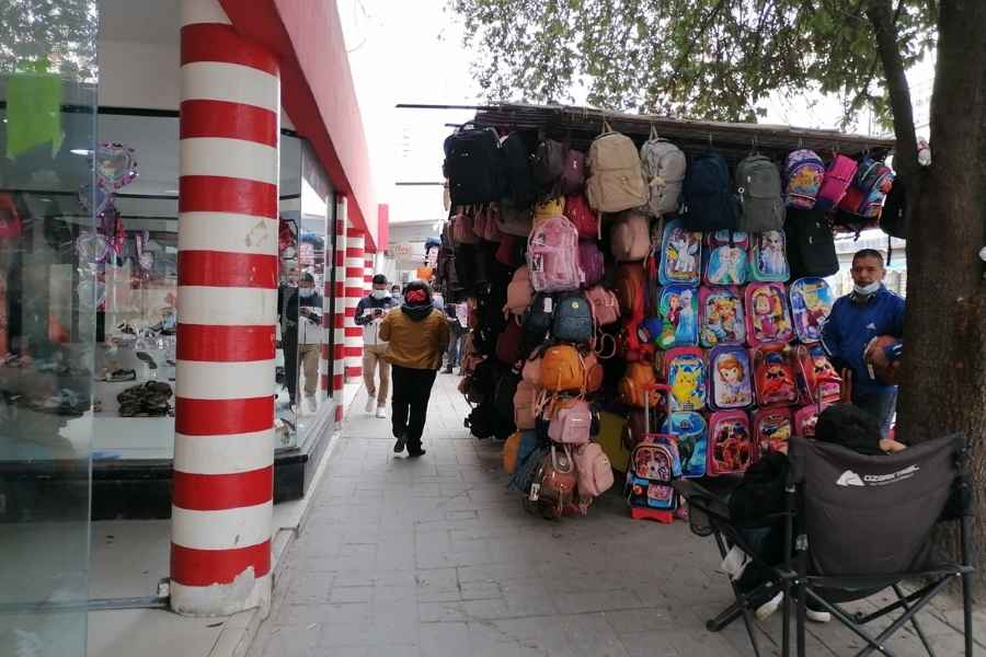 Aumenta el comercio informal en Ciudad Victoria, Tamaulipas, con el arranque del fin de año