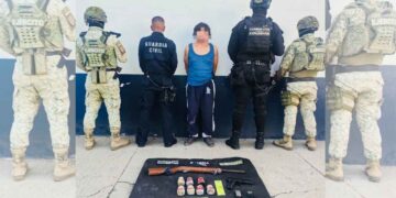 Autoridades aseguraron artefactos explosivos en frascos de café durante operativo en Apatzingán