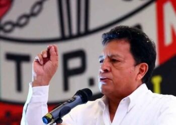 Avalan trabajadores petroleros aumento salarial de 4.5% en nuevo contrato