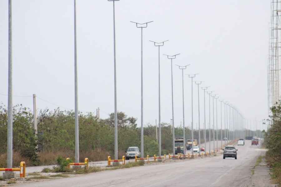Vecinos de Madero piden apoyo urgente para rehabilitar la avenida Luis Donaldo Colosio debido a su deterioro.