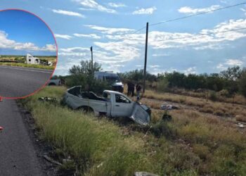 Choque entre tráiler y camionetav