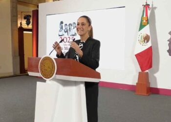 Claudia Sheinbaum no aprueba la retroactividad en reforma a la Ley de Amparo y pide respeto a la Constitución