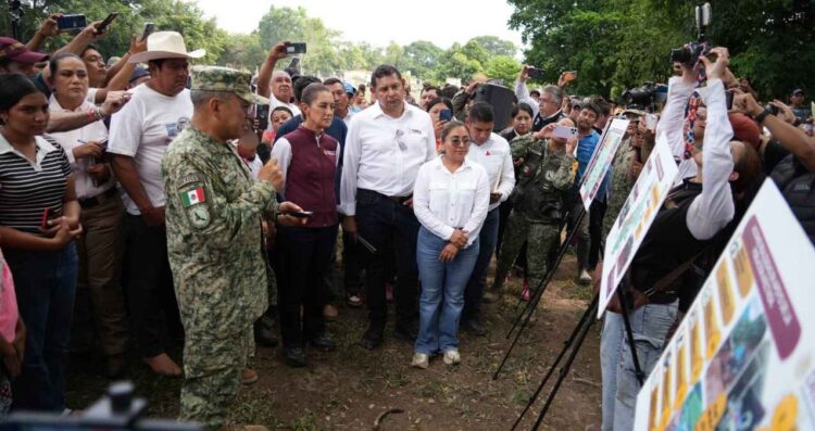 Claudia Sheinbaum visita zonas afectadas de Puebla para apoyar a damnificados por las lluvias