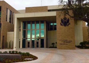 Consulado de Estados Unidos advierte a Nuevo Laredo sobre documentos falsos de visa