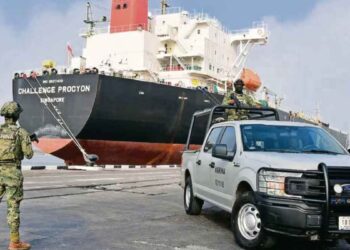 Contraalmirante de la Secretaría de Marina, Fernando “N” no acude a cita judicial por huachicol fiscal