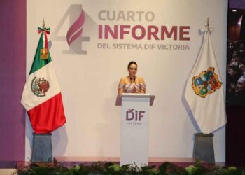 Lucy de Gattás cuarto informe