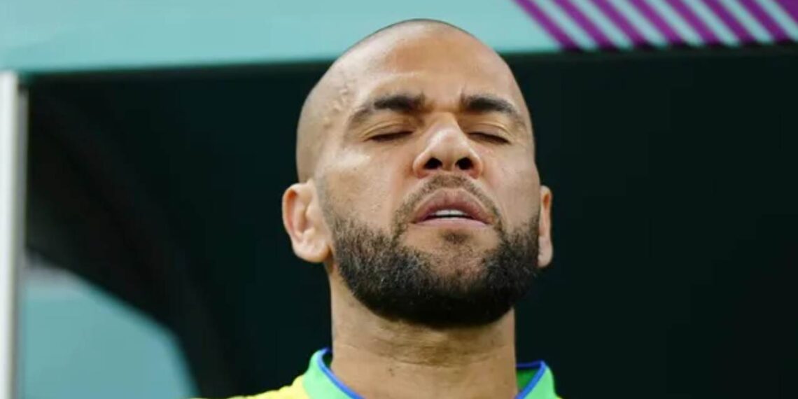 Dani Alves reaparece como predicador cristiano en Girona tras su absolución