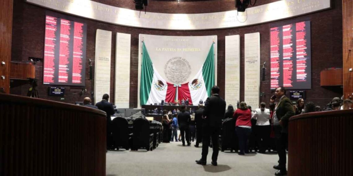 Diputados impulsan iniciativa para eliminar el ISR del aguinaldo en México