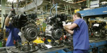 Economía mexicana se contrae un 0.3% en el tercer trimestre del año por baja actividad industrial: Inegi