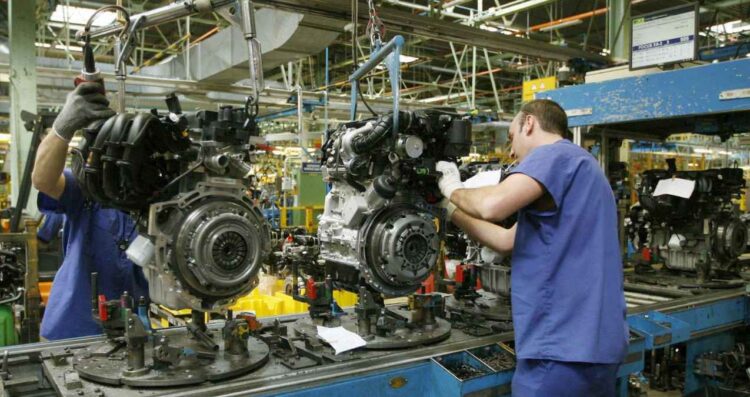 Economía mexicana se contrae un 0.3% en el tercer trimestre del año por baja actividad industrial: Inegi