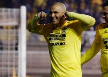 El “Chupete” dice adiós Humberto Suazo confirma su retiro del futbol.