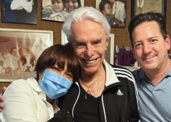 Enrique Guzmán aclara el estado de salud de su hija Alejandra Guzmán