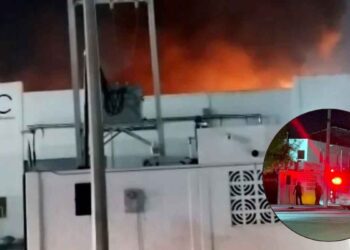 Evacúan a 20 trabajadores por incendio en fábrica de Escobedo, NL