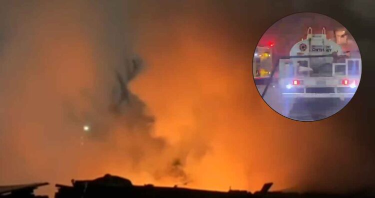 Evacúan a 40 personas por incendio en la Colonia Industrial de Monterrey, NL