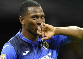Exfutbolista de Cruz Azul, víctima de un violento ataque en Ecuador
