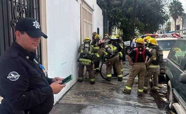 Flamazo en taller de montacargas en Monterrey, Nuevo León, deja dos personas lesionadas