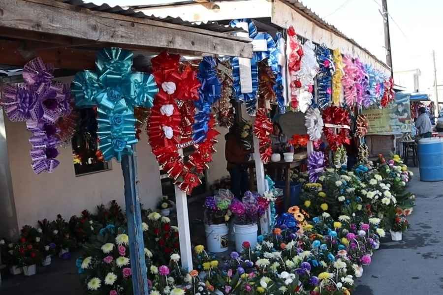 Floristas de Matamoros se alistan ante el repunte de ventas por Día de Muertos