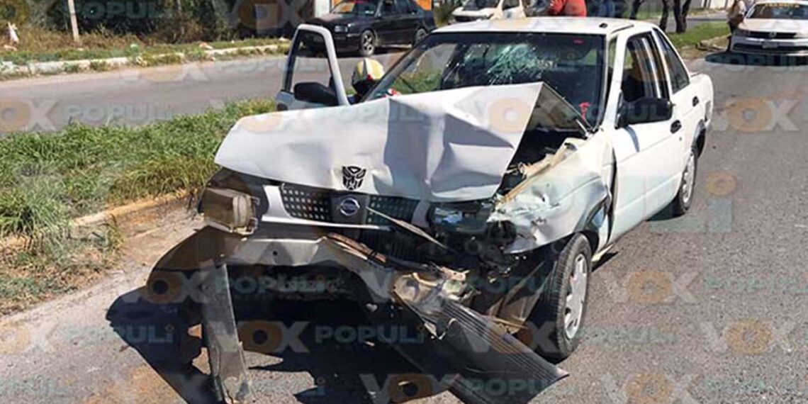 Fuerte choque por alcance deja múltiples lesionados en avenida de Ciudad Victoria, Tamaulipas