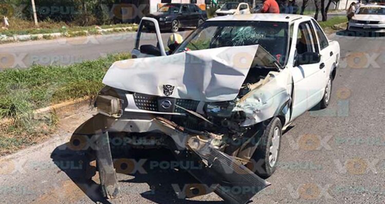 Fuerte choque por alcance deja múltiples lesionados en avenida de Ciudad Victoria, Tamaulipas