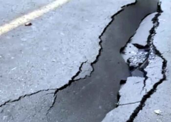 Fuertes lluvias causan hundimientos y grietas en Monterrey, Nuevo León