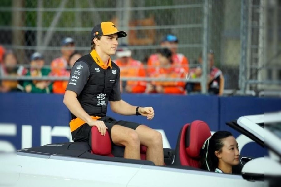 Hamilton aconseja a Piastri