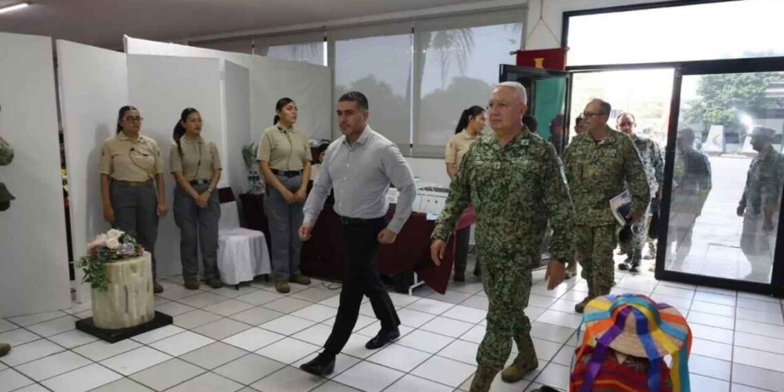 Harfuch se reúne con productores limoneros en michoacan tras el asesinato de Bernardo Bravo