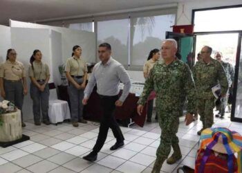 Harfuch se reúne con productores limoneros en michoacan tras el asesinato de Bernardo Bravo