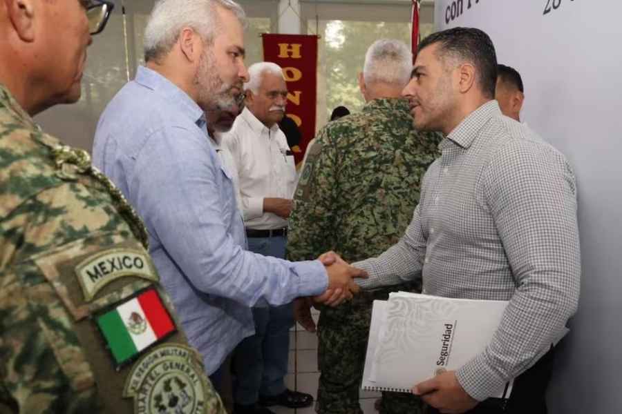 Harfuch se reune con productores limoneros en michoacan tras el asesinato de Bernardo Bravo