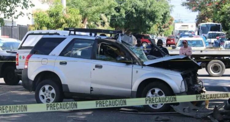 hombre sin vida camión Guadalajara