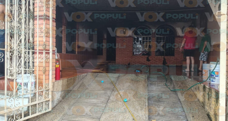 Incendio en vivienda moviliza a bomberos en Tampico, Tamaulipas