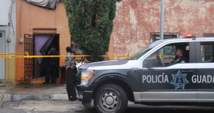 Joven apuñala a su exnovia y a su padre en Guadalajara, Jalisco