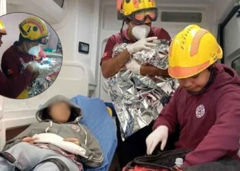 Joven da a luz en su casa y es auxiliada por rescatistas de Escobedo, NL