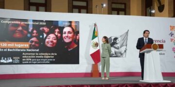 Mario Delgado anuncia plan para ampliar el bachillerato con 120 mil nuevos espacios