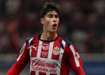 Milito pide calma con Armando González “Tiene que seguir evolucionando”