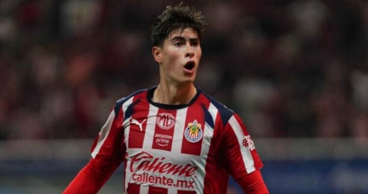 Milito pide calma con Armando González “Tiene que seguir evolucionando”