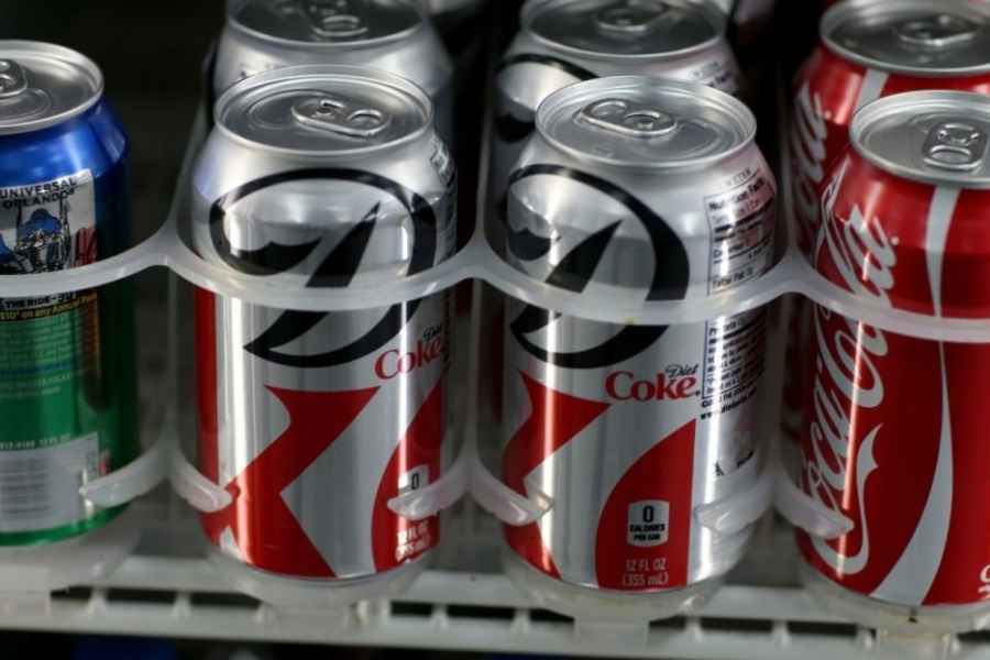 Monreal propone reducir el IEPS a los refrescos light