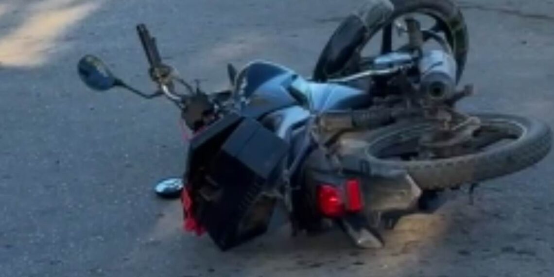 Motociclista lesionado tras ser impactado por un auto en Matamoros, Tamaulipas