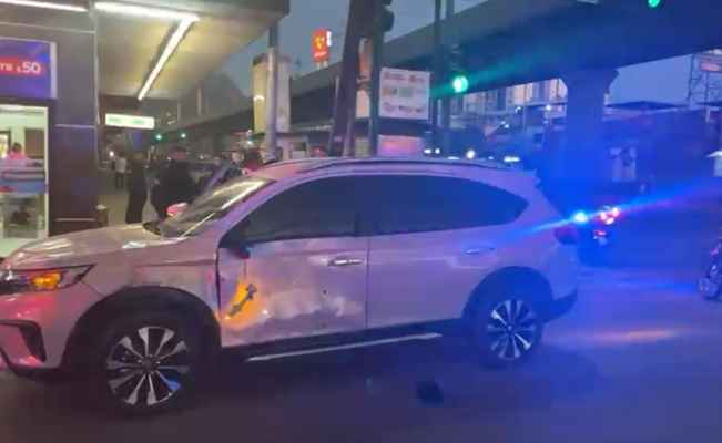 Motociclista resulta herido tras accidente vial en el Centro de Monterrey, NL