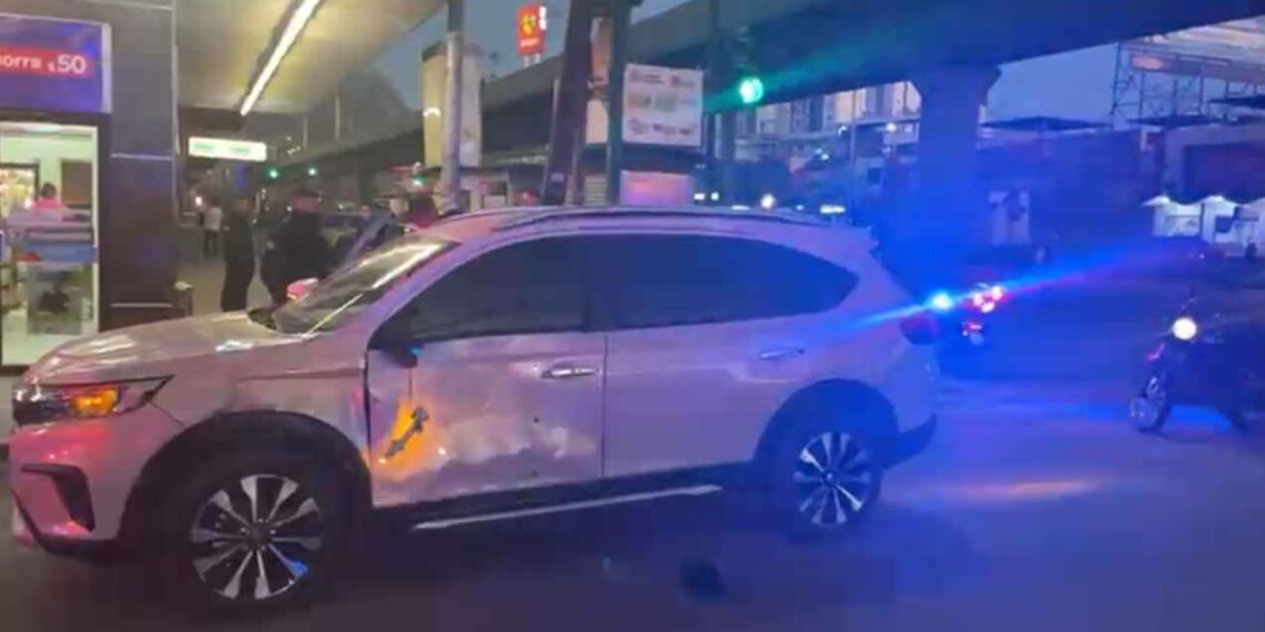 Motociclista resulta herido tras accidente vial en el Centro de Monterrey, NL