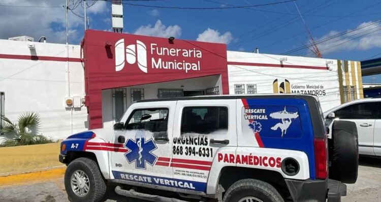 Mujer funeraria en Matamoros