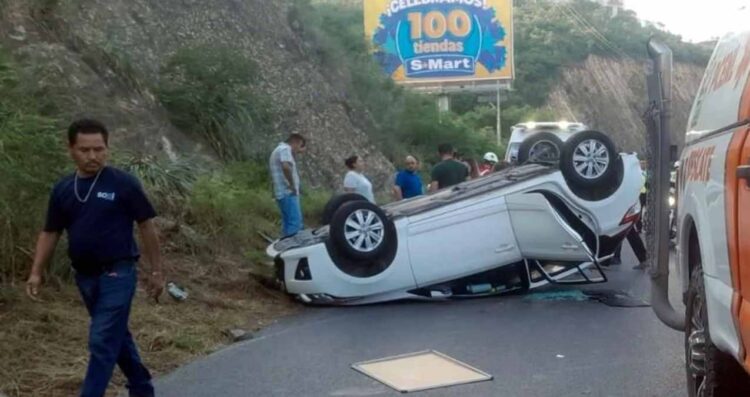 Mujer lesionada tras en Monterrey