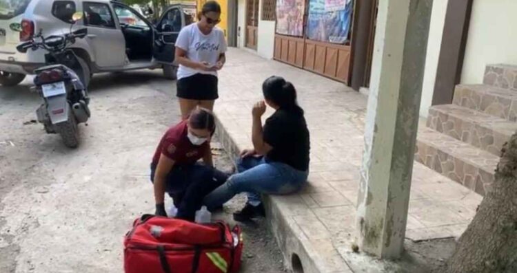 joven mujer percance camioneta El Mante