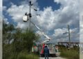 Personal de Alumbrado Público restaura luminarias dañadas en fraccionamientos de Matamoros, Tamaulipas
