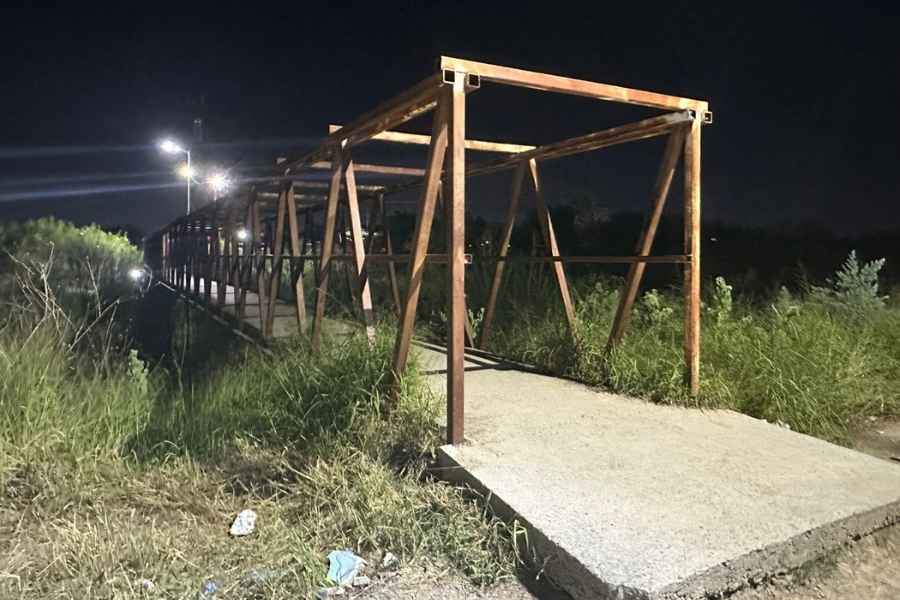 Personal de Alumbrado Público restaura luminarias dañadas en fraccionamientos de Matamoros, Tamaulipas