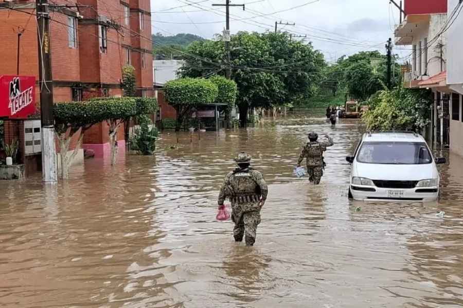 Plan Marina auxilia a miles de familias afectadas por inundaciones