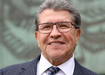 Ricardo Monreal urge a diputados de Morena a cumplir con su deber