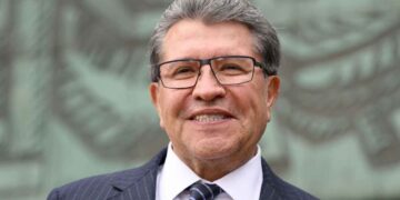 Ricardo Monreal urge a diputados de Morena a cumplir con su deber
