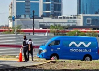 Roban camioneta del TecSalud en San Pedro, Nuevo León; detienen al presunto implicado
