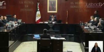 SCJN guarda minuto de silencio en memoria de las víctimas de la matanza estudiantil de 1968 en Tlatelolco