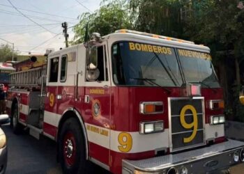 Se incendia vivienda tras presunto cortocircuito en San Pedro, NL